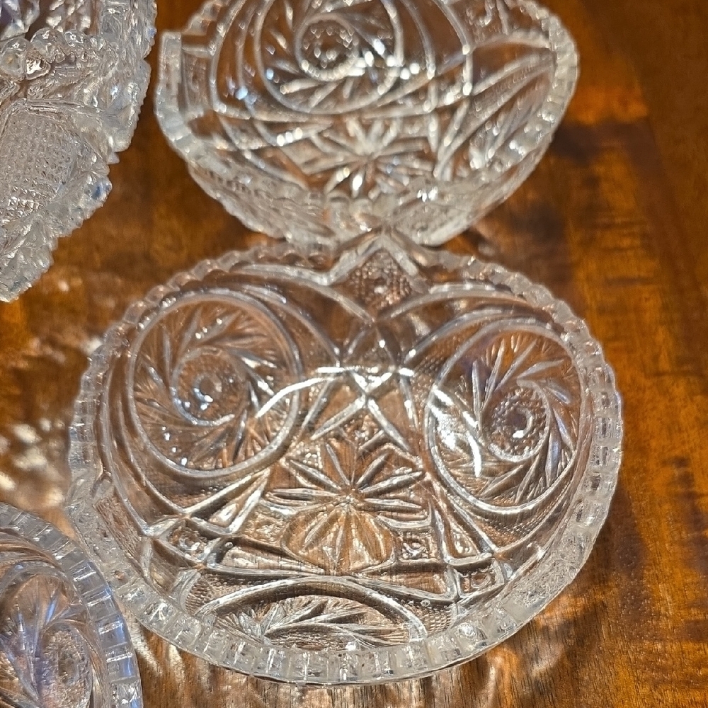 Vintage Imperial Serving Bowl And EAPG Desert Bowls - Picture 4 of 11